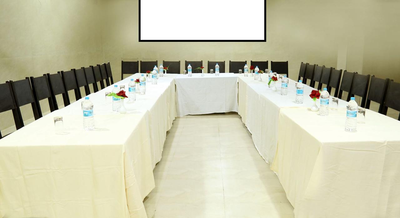 Kailash Residency Hotel Aurangābād Esterno foto
